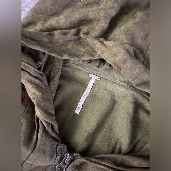 FREE PEOPLE Tapestry Army Green Jacket in XS! - Picture 5 of 5